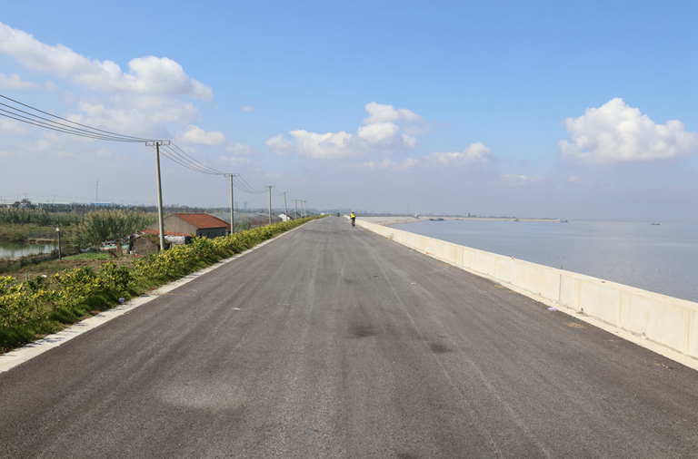 海門市海堤龍橋至啟海交界段加固工程竣工驗(yàn)收